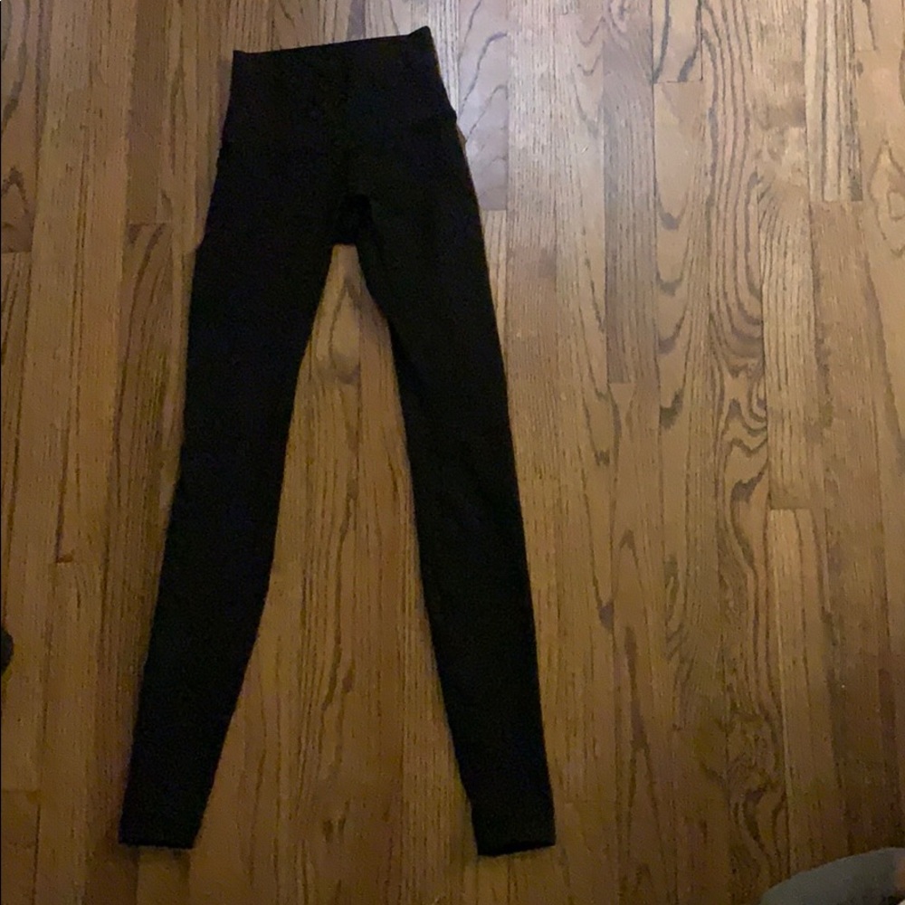 Black Lulu Lemon leggings